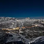 Enzianbrenner 3* יאניג