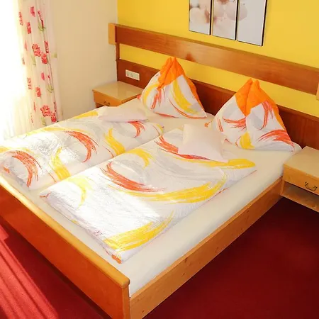 Guest house Enzianbrenner 3*