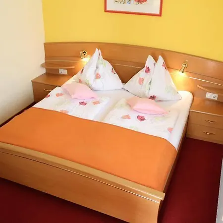 Enzianbrenner Guest house