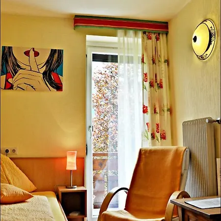 Guest house Enzianbrenner Jenig