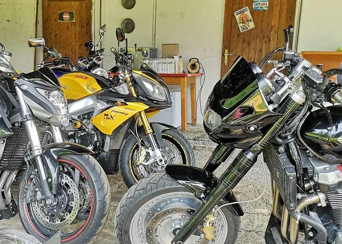 Pensjonat Enzianbrenner Jenig